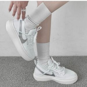 Nike Court Vision Alta Platform Court Shoe Sneakers Wmns Sz 9.5
